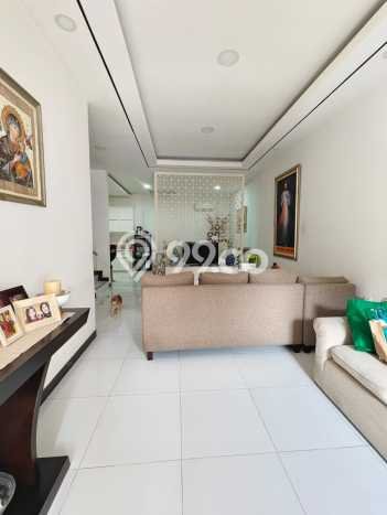 Rumah Luxury Modern Tanpa Renovasi di Sunter Jakarta Utara Rumah Luxury Modern Tanpa Renovasi di Sunter Jakarta Utara