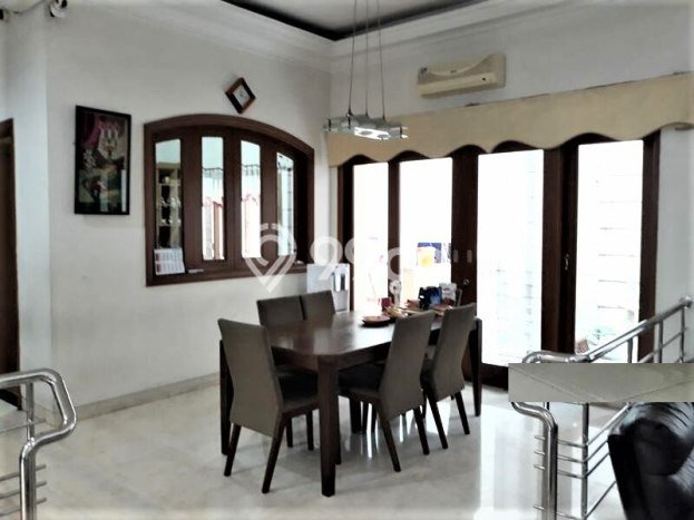 Rumah di Sunter, Jakarta Utara, Luas 250m² Bangunan 400m² Rumah di Sunter, Jakarta Utara, Luas 250m² Bangunan 400m²