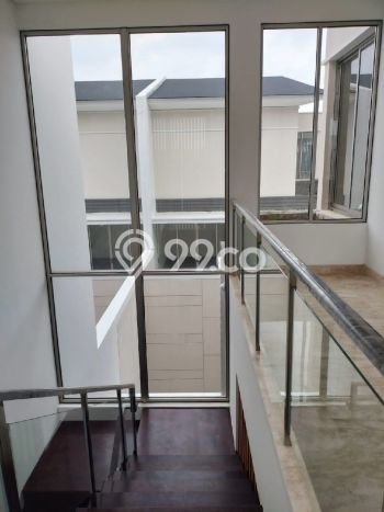 DIJUAL CEPAT! Rumah Ready Stock Area Strategis Pantai Indah Kapuk, LT 200m² LB 310m² DIJUAL CEPAT! Rumah Ready Stock Area Strategis Pantai Indah Kapuk, LT 200m² LB 310m²