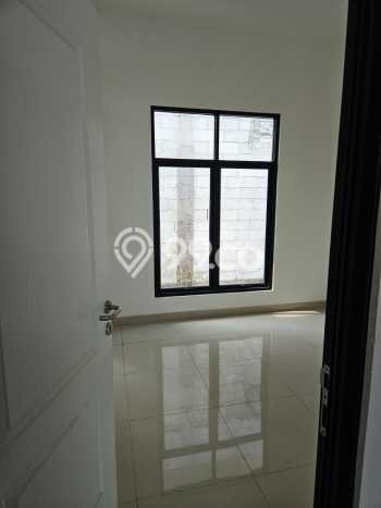 Ruko Bagus LT 49m2 LB 99m2 Dijual di Curug Tangerang Ruko Bagus LT 49m2 LB 99m2 Dijual di Curug Tangerang