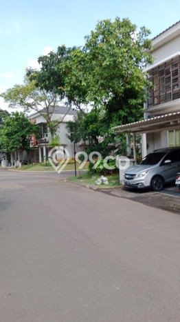Jarang Ada! Rumah Sewa 4 Kamar Bagus Siap Huni Gading Serpong Jarang Ada! Rumah Sewa 4 Kamar Bagus Siap Huni Gading Serpong
