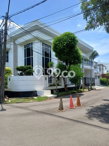 Rumah Luxury Modern Siap Huni di Bintaro Tangerang Selatan Rumah Luxury Modern Siap Huni di Bintaro Tangerang Selatan