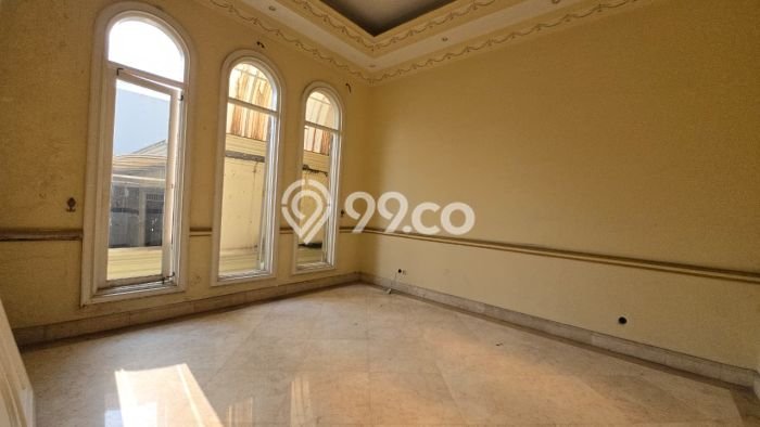 Rumah Elit Modern Tanpa Renovasi di Pondok Indah Jakarta Selatan Rumah Elit Modern Tanpa Renovasi di Pondok Indah Jakarta Selatan