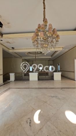 Rumah Elit Modern Tanpa Renovasi di Pondok Indah Jakarta Selatan Rumah Elit Modern Tanpa Renovasi di Pondok Indah Jakarta Selatan