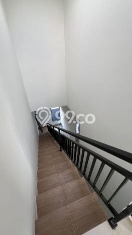 For Sale Hunian Rumah Terawat 3 Kamar di Meruya, Jakarta Barat For Sale Hunian Rumah Terawat 3 Kamar di Meruya, Jakarta Barat