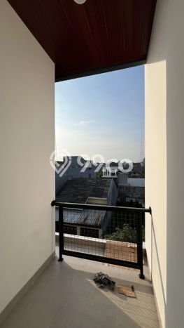 For Sale Hunian Rumah Terawat 3 Kamar di Meruya, Jakarta Barat For Sale Hunian Rumah Terawat 3 Kamar di Meruya, Jakarta Barat