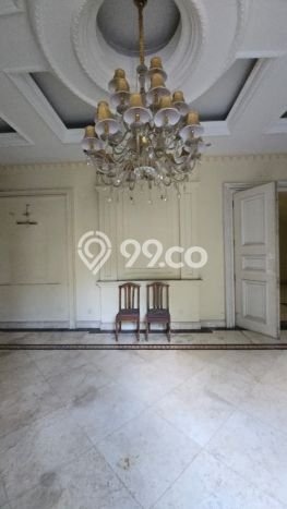 Rumah Elit Modern Tanpa Renovasi di Pondok Indah Jakarta Selatan Rumah Elit Modern Tanpa Renovasi di Pondok Indah Jakarta Selatan