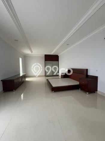 Siap Huni Rumah Mewah 5 Kamar di Kembangan Dekat ke Mana Pun Siap Huni Rumah Mewah 5 Kamar di Kembangan Dekat ke Mana Pun