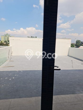 Disewakan Ruko di Kawasan Ramai Bandung Kota Luas 90m2 Disewakan Ruko di Kawasan Ramai Bandung Kota Luas 90m2