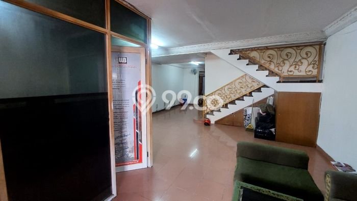 Dijual Rumah Premium dengan Fasilitas Sekitar Lengkap di Tanah Abang, Jakarta Pusat Dijual Rumah Premium dengan Fasilitas Sekitar Lengkap di Tanah Abang, Jakarta Pusat