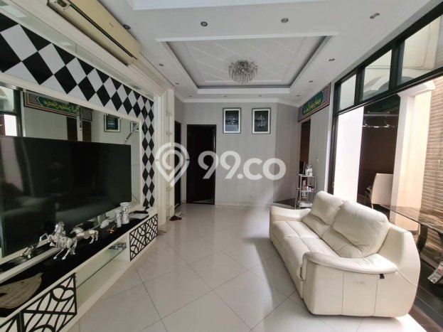 For Sale! Luxury House LT 537m2 Desain Modern di Kemanggisan For Sale! Luxury House LT 537m2 Desain Modern di Kemanggisan