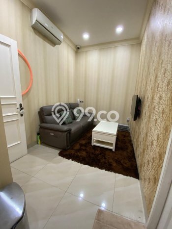HOT LISTING! Rumah Siap Huni lokasi Kembangan, Jakarta Barat, Luas 144m² Bangunan 310m² HOT LISTING! Rumah Siap Huni lokasi Kembangan, Jakarta Barat, Luas 144m² Bangunan 310m²
