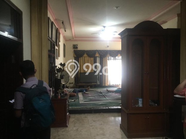 Hot Offer Hunian Mewah Ideal dan Luas di Matraman, Jakarta Timur Hot Offer Hunian Mewah Ideal dan Luas di Matraman, Jakarta Timur