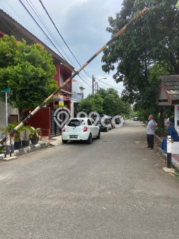 Dijual Rumah Mewah Elegan Dengan View Eksklusif di Jurangmangu, Tangerang Dijual Rumah Mewah Elegan Dengan View Eksklusif di Jurangmangu, Tangerang