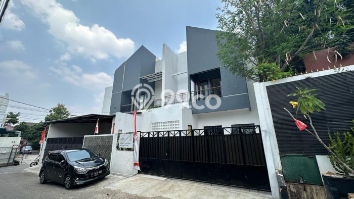 Hunian Mewah LB 185m2 Siap Huni Desain Elegan di Kemanggisan, Jakarta Barat Hunian Mewah LB 185m2 Siap Huni Desain Elegan di Kemanggisan, Jakarta Barat