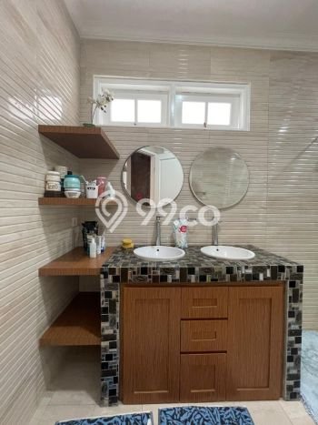 Rumah Terawat di Pejaten, Jakarta Selatan, Luas 1055m² LB 600m² DIJUAL CEPAT! Rumah Terawat di Pejaten, Jakarta Selatan, Luas 1055m² LB 600m² DIJUAL CEPAT!