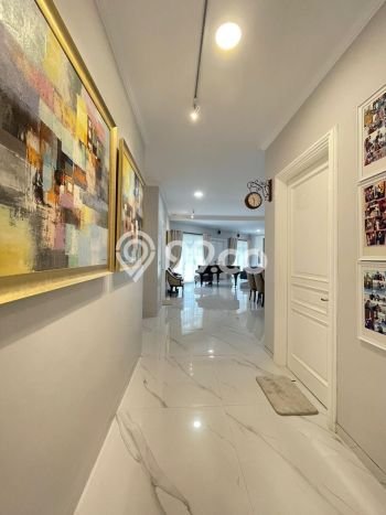 Rumah Terawat di Pejaten, Jakarta Selatan, Luas 1055m² LB 600m² DIJUAL CEPAT! Rumah Terawat di Pejaten, Jakarta Selatan, Luas 1055m² LB 600m² DIJUAL CEPAT!