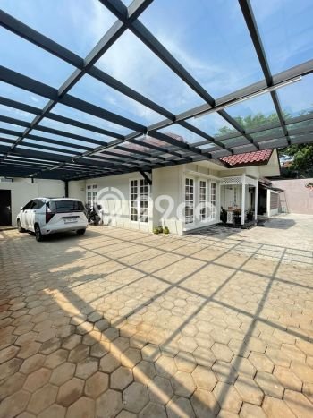Rumah Terawat di Pejaten, Jakarta Selatan, Luas 1055m² LB 600m² DIJUAL CEPAT! Rumah Terawat di Pejaten, Jakarta Selatan, Luas 1055m² LB 600m² DIJUAL CEPAT!