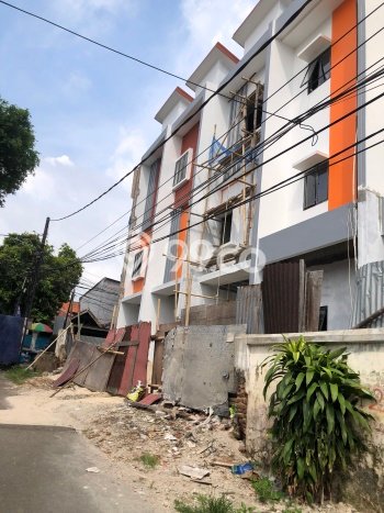 Rumah Modern 3 Kamar LT 54m2 di Tanjung Duren Selatan Rumah Modern 3 Kamar LT 54m2 di Tanjung Duren Selatan