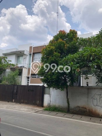 Rumah Elit Modern Tanpa Renovasi di Duren Tiga Jakarta Selatan Rumah Elit Modern Tanpa Renovasi di Duren Tiga Jakarta Selatan