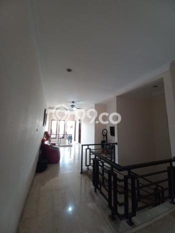 Dijual Rumah Mewah Elegan Dengan View Eksklusif di Rawa Belong, Jakarta Barat Dijual Rumah Mewah Elegan Dengan View Eksklusif di Rawa Belong, Jakarta Barat