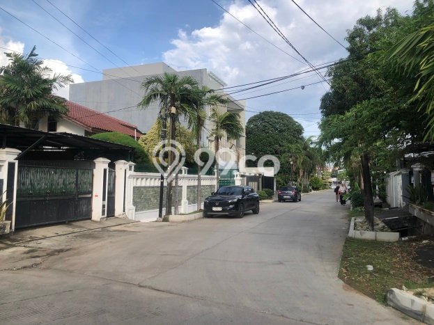 For Sale! Luxury House LT 248m2 Desain Elegan di Sunrise Garden For Sale! Luxury House LT 248m2 Desain Elegan di Sunrise Garden