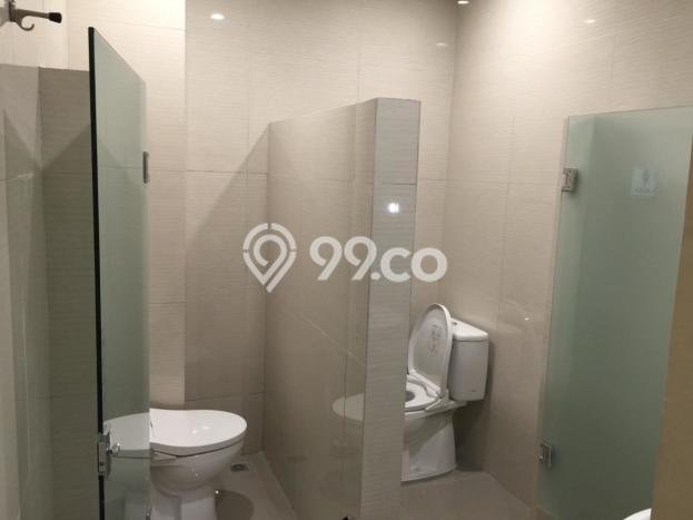 FOR RENT! Ruko di Harmoni Cocok untuk Bisnis 220m2 FOR RENT! Ruko di Harmoni Cocok untuk Bisnis 220m2