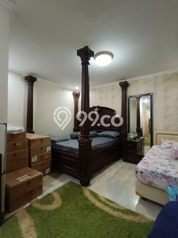 Dijual Rumah Luas Elegan Dengan View Cantik di Ragunan, Jakarta Selatan Dijual Rumah Luas Elegan Dengan View Cantik di Ragunan, Jakarta Selatan