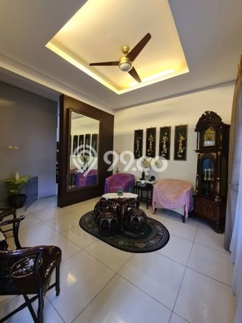 Dijual Rumah Mewah Megah Dengan View Eksklusif di Mampang, Jakarta Selatan Dijual Rumah Mewah Megah Dengan View Eksklusif di Mampang, Jakarta Selatan