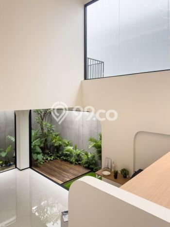 Rumah di Kawasan BSD, Lingkungan Elite LT 240m² Rumah di Kawasan BSD, Lingkungan Elite LT 240m²