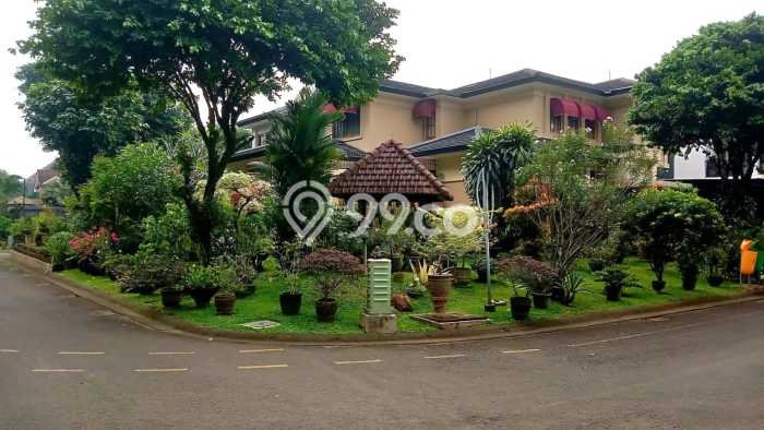 Rumah LT 340m² / LB 450m² View Gunung di Bintaro, Tangerang Selatan Rumah LT 340m² / LB 450m² View Gunung di Bintaro, Tangerang Selatan