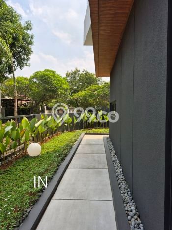 Hunian Eksklusif Siap Huni LT 344m2 di BSD, Tangerang Selatan Hunian Eksklusif Siap Huni LT 344m2 di BSD, Tangerang Selatan