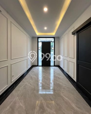 KESEMPATAN EMAS! Rumah Premium di Bintaro, Tangerang Selatan, Luas 250m² LB 420m² KESEMPATAN EMAS! Rumah Premium di Bintaro, Tangerang Selatan, Luas 250m² LB 420m²