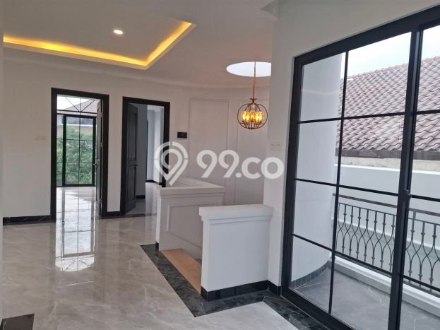 KESEMPATAN EMAS! Rumah Premium di Bintaro, Tangerang Selatan, Luas 250m² LB 420m² KESEMPATAN EMAS! Rumah Premium di Bintaro, Tangerang Selatan, Luas 250m² LB 420m²