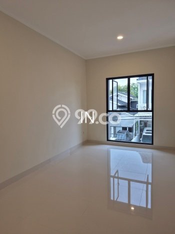 Rumah Mewah LB 170m2 Siap Huni Desain Elegan di Sektor 9-Bintaro, Tangerang Selatan Rumah Mewah LB 170m2 Siap Huni Desain Elegan di Sektor 9-Bintaro, Tangerang Selatan