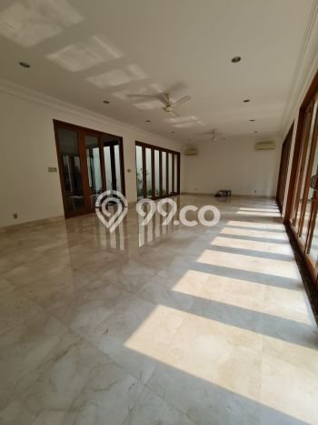 Dijual Rumah Premium dengan Fasilitas Sekitar Lengkap di Cilandak, Jakarta Selatan Dijual Rumah Premium dengan Fasilitas Sekitar Lengkap di Cilandak, Jakarta Selatan