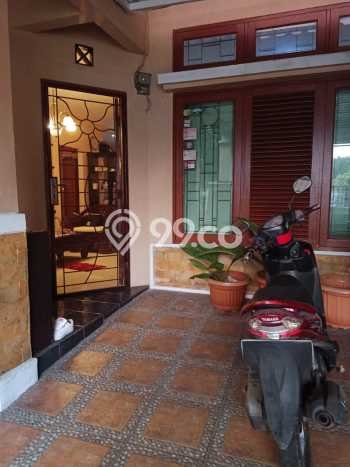 Rumah 4 KT 2 KM Area Premium di Bintaro, Tangerang Selatan Rumah 4 KT 2 KM Area Premium di Bintaro, Tangerang Selatan