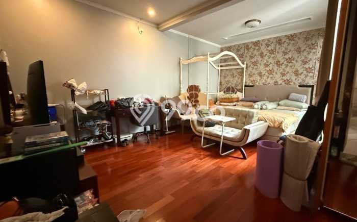 GOOD DEAL! Rumah Strategis di Bintaro, LT 135m² Bangunan 176m² GOOD DEAL! Rumah Strategis di Bintaro, LT 135m² Bangunan 176m²