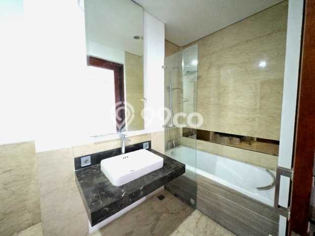 Ready to Use! Premium House LT 489m2 Desain Modern di Pondok Indah Ready to Use! Premium House LT 489m2 Desain Modern di Pondok Indah