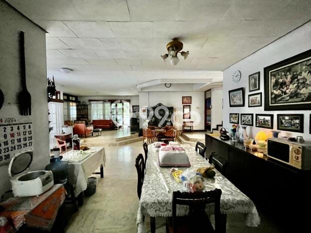 PENAWARAN TERBATAS! Rumah Berkualitas area Bintaro, Luas 395m² Bangunan 300m² PENAWARAN TERBATAS! Rumah Berkualitas area Bintaro, Luas 395m² Bangunan 300m²