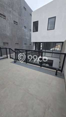 Rumah di Ciputat Timur, Tangerang Selatan, Luas 164m² LB 200m² Rumah di Ciputat Timur, Tangerang Selatan, Luas 164m² LB 200m²