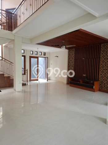 Rumah LT 135m² Lokasi Nyaman di Bintaro, Tangerang Selatan Rumah LT 135m² Lokasi Nyaman di Bintaro, Tangerang Selatan