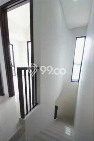 Rumah Modern di Sektor 7-Bintaro, Tangerang Selatan, LT 90m² LB 60m² Rumah Modern di Sektor 7-Bintaro, Tangerang Selatan, LT 90m² LB 60m²