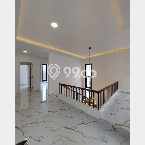 Rumah Elit LB 550m2 Siap Huni Desain Elegan di Bintaro, Tangerang Selatan Rumah Elit LB 550m2 Siap Huni Desain Elegan di Bintaro, Tangerang Selatan