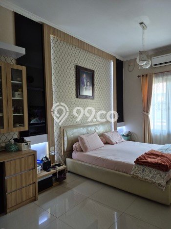 Hunian Strategis 4 KT LB 220m2 Kondisi Bagus di Bintaro Hunian Strategis 4 KT LB 220m2 Kondisi Bagus di Bintaro