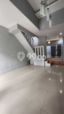 Rumah Eksklusif di Graha Raya, Tangerang Selatan, Luas 120m² Bangunan 150m² Rumah Eksklusif di Graha Raya, Tangerang Selatan, Luas 120m² Bangunan 150m²
