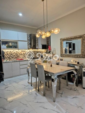 Rumah Elit LB 136m2 Siap Huni Desain Elegan di Bintaro, Tangerang Selatan Rumah Elit LB 136m2 Siap Huni Desain Elegan di Bintaro, Tangerang Selatan