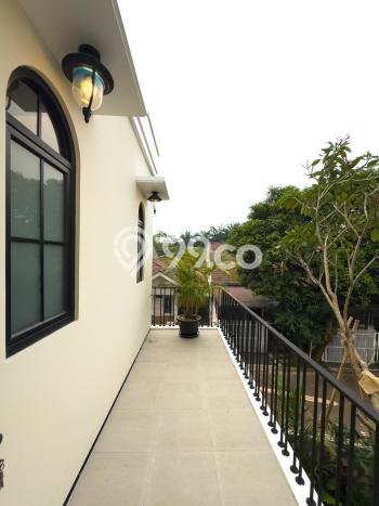 Rumah Elit LB 330m2 Siap Pakai Desain Elegan di BSD Kencana Loka, Tangerang Rumah Elit LB 330m2 Siap Pakai Desain Elegan di BSD Kencana Loka, Tangerang