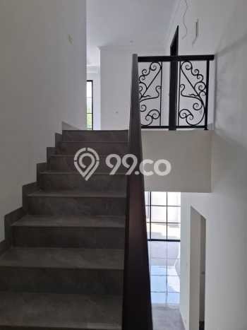 Rumah Elit Modern Siap Huni di Bintaro Tangerang Selatan Rumah Elit Modern Siap Huni di Bintaro Tangerang Selatan
