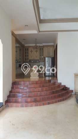 PRIME LOCATION! Rumah Berkembang area Bintaro, Luas 285m² Bangunan 450m² PRIME LOCATION! Rumah Berkembang area Bintaro, Luas 285m² Bangunan 450m²